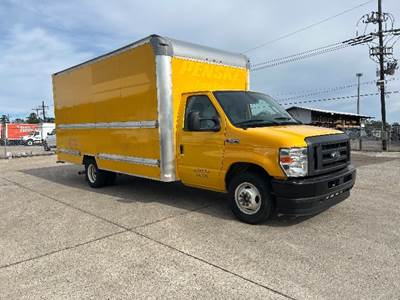 Ford E350 Box Truck - 305HP, 6 Speed Automatic, Roll up Door