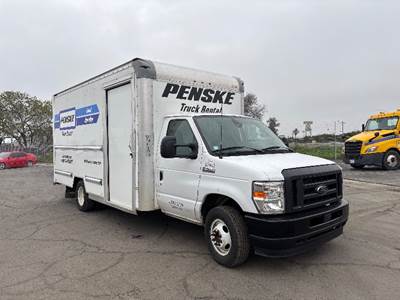 Ford E350 Box Truck - 305HP, 6 Speed Automatic, Roll up Door