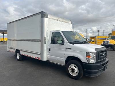 Ford E350 Box Truck - 305HP, 6 Speed Automatic, Roll up Door