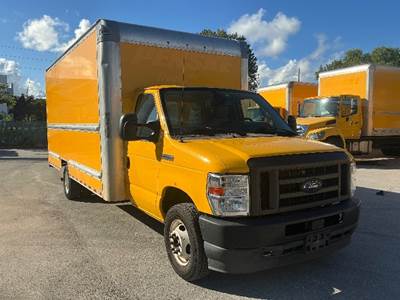 Ford E350 Box Truck - 305HP, 6 Speed Automatic, Roll up Door
