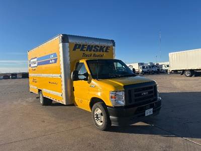 Ford E350 Box Truck - 305HP, 6 Speed Automatic, Roll up Door