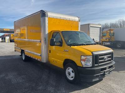 Ford E350 Box Truck - 305HP, 6 Speed Automatic, Roll up Door