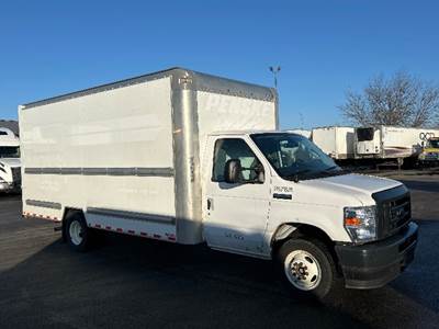 Ford E350 Box Truck - 305HP, 6 Speed Automatic, Roll up Door