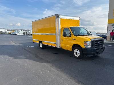 Ford E350 Box Truck - 305HP, 6 Speed Automatic, Roll up Door