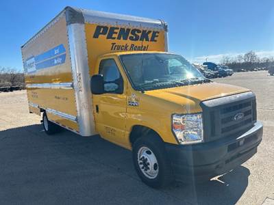 Ford E350 Box Truck - 305HP, 6 Speed Automatic, Roll up Door