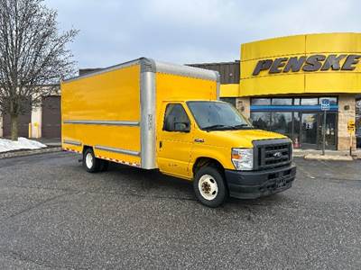 Ford E350 Box Truck - 305HP, 6 Speed Automatic, Roll up Door