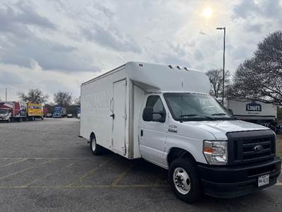 Ford E350 Box Truck - 350HP, 6 Speed Automatic, Roll up Door