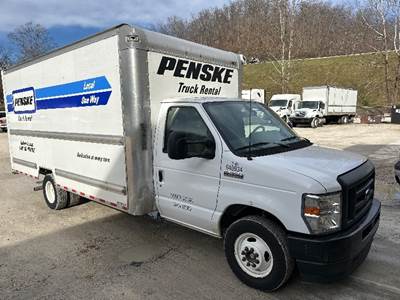 Ford E350 Box Truck - 305HP, 6 Speed Automatic, Roll up Door