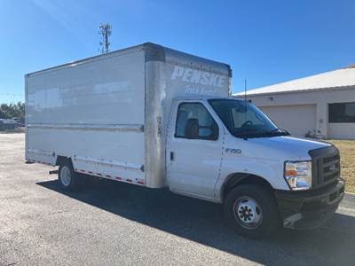 Ford E350 Box Truck - 305HP, 6 Speed Automatic, Roll up Door