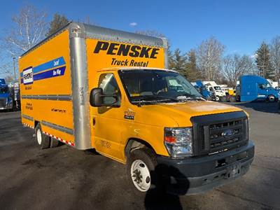 Ford E350 Box Truck - 305HP, 6 Speed Automatic, Roll up Door