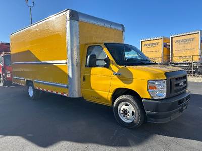 Ford E350 Box Truck - 305HP, 6 Speed Automatic, Roll up Door