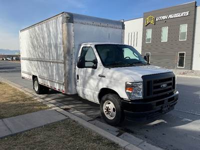 Ford E350 Box Truck - 305HP, 6 Speed Automatic, Roll up Door
