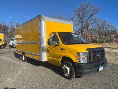 Ford E350 Box Truck - 305HP, 6 Speed Automatic, Roll up Door