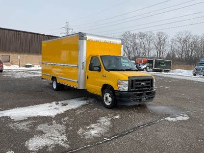 Ford E350 Box Truck - 305HP, 6 Speed Automatic, Roll up Door