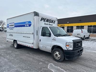 Ford E350 Box Truck - 305HP, 6 Speed Automatic, Roll up Door