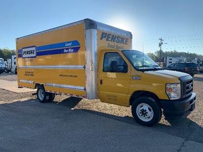 Ford E350 Box Truck - 305HP, 6 Speed Automatic, Roll up Door