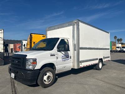 Ford E350 Box Truck - 305HP, 6 Speed Automatic, Roll up Door