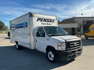 Ford E350 Box Truck - 305HP, 6 Speed Automatic, Roll up Door