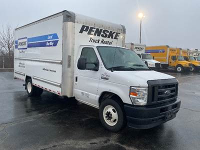 Ford E350 Box Truck - 305HP, 6 Speed Automatic, Roll up Door
