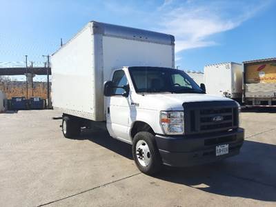 Ford E350 Box Truck - 350HP, 6 Speed Automatic, Roll up Door