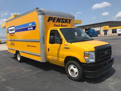 Ford F-350 Box Truck - 305HP, 6 Speed Automatic, Roll up Door