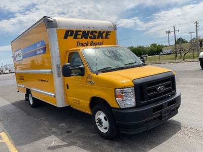 Ford F-350 Box Truck - 305HP, 6 Speed Automatic, Roll up Door