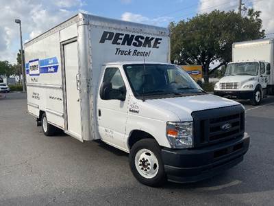 Ford F-350 Box Truck - 305HP, 6 Speed Automatic, Roll up Door
