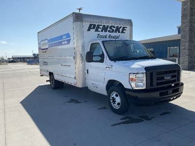 Ford F-350 Box Truck - 305HP, 6 Speed Automatic, Roll up Door