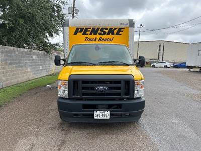 Ford F-350 Box Truck - 305HP, 6 Speed Automatic, Roll up Door