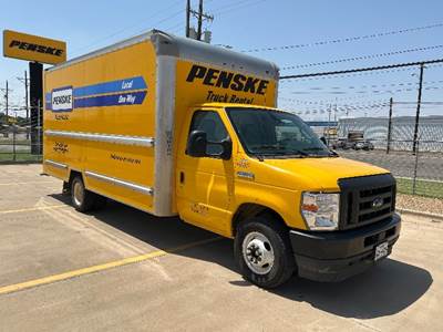 Ford F-350 Box Truck - 305HP, 6 Speed Automatic, Roll up Door