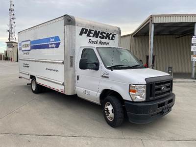Ford F-350 Box Truck - 305HP, 6 Speed Automatic, Roll up Door