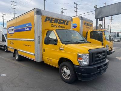 Ford F-350 Box Truck - 305HP, 6 Speed Automatic, Roll up Door