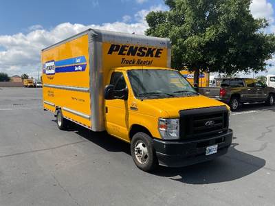 Ford F-350 Box Truck - 305HP, 6 Speed Automatic, Roll up Door