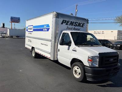 Ford F-350 Box Truck - 305HP, 6 Speed Automatic, Roll up Door