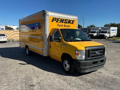 Ford F-350 Box Truck - 305HP, 6 Speed Automatic, Roll up Door