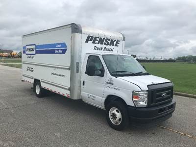 Ford F-350 Box Truck - 305HP, 6 Speed Automatic, Roll up Door