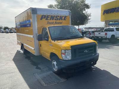 Ford F-350 Box Truck - 305HP, 6 Speed Automatic, Roll up Door