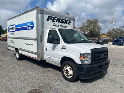 Ford F-350 Box Truck - 305HP, 6 Speed Automatic, Roll up Door