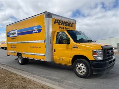 Ford F-350 Box Truck - 305HP, 6 Speed Automatic, Roll up Door