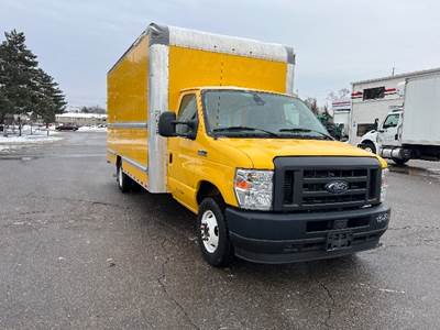 Ford F-350 Box Truck - 305HP, 6 Speed Automatic, Roll up Door
