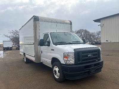 Ford F-350 Box Truck - 305HP, 6 Speed Automatic, Roll up Door