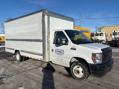 Ford F-350 Box Truck - 305HP, 6 Speed Automatic, Roll up Door