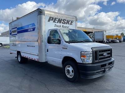 Ford F-350 Box Truck - 305HP, 6 Speed Automatic, Roll up Door