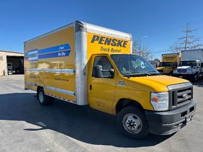 Ford F-350 Box Truck - 305HP, 6 Speed Automatic, Roll up Door
