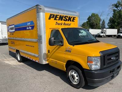 Ford F-350 Box Truck - 305HP, 6 Speed Automatic, Roll up Door