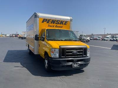 Ford F-350 Box Truck - 305HP, 6 Speed Automatic, Roll up Door