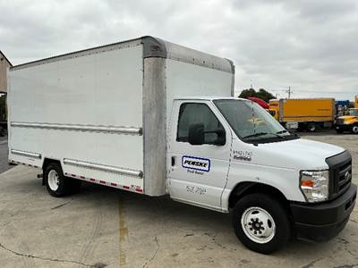 Ford F-350 Box Truck - 305HP, 6 Speed Automatic, Roll up Door
