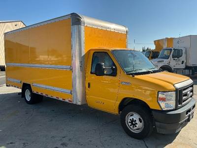 Ford F-350 Box Truck - 305HP, 6 Speed Automatic, Roll up Door