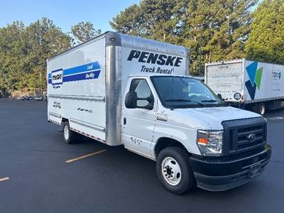 Ford E-350 Box Truck - 305HP, 6 Speed Automatic, Roll up Door