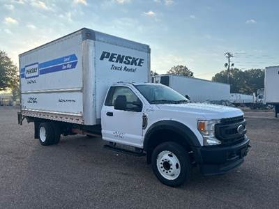 Ford F-450 Box Truck - 350HP, 10 Speed Automatic, Roll up Door